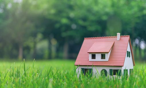 لنكيّف علاقة الأُسرة بالآخرين